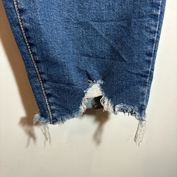 LEVI’S Sz 24W Wedgie  Skinny Chewed Hem Button Fly Mid-Washer High Rise Jeans - Picture 5 of 12